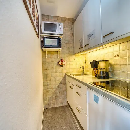 - Haus A, App 0a0408
